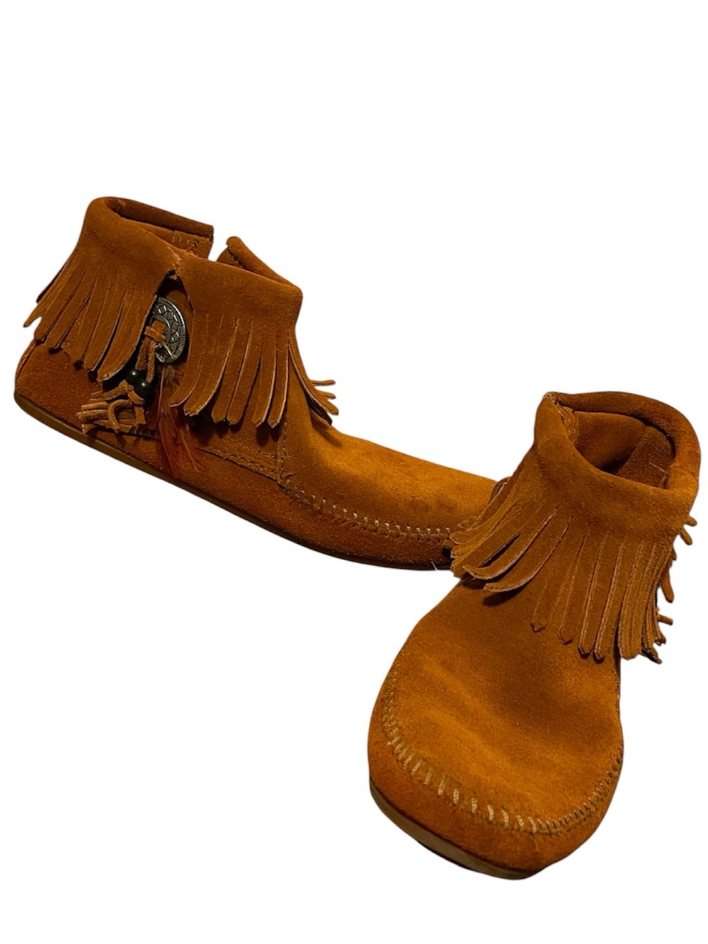 Minnetonka Suede Moccasin in warm caramel brown